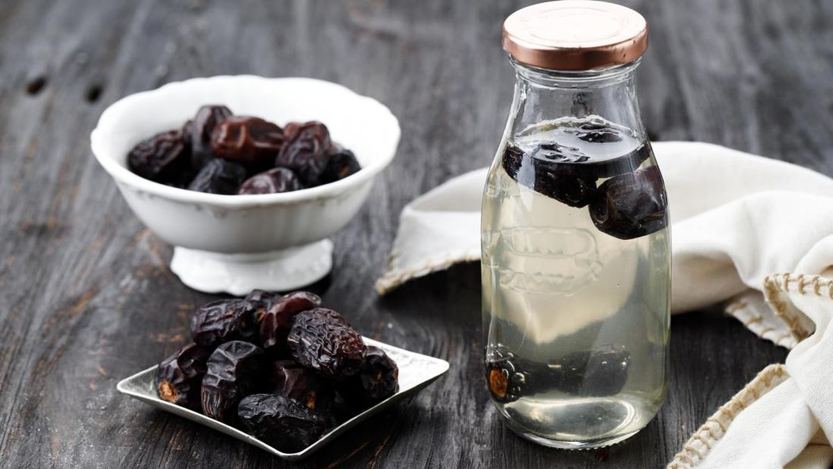 Air Rendaman Kurma jadi Alkohol? Ini Trik Racik Nabeez Tetap Halal