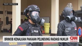 VIDEO: Brimob Kenalkan Pakaian Pelindung Radiasi Nuklir