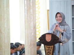 Tarawih Keliling di Jatinom, Bupati Klaten Ajak Warga Jaga & Rawat Masjid