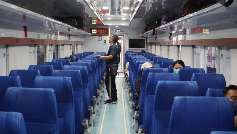 Bak Eksekutif, Ini Penampakan Luar-Dalam KA Gaya Baru Malam Selatan