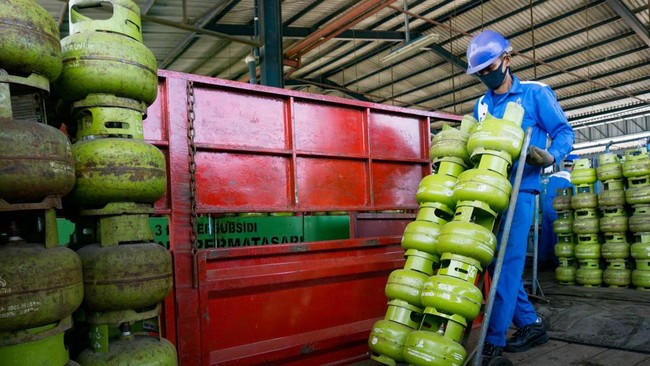 Inovasi pada pendistribusian energi bersubsidi ini bertujuan agar subsidi dapat tepat sasaran untuk membantu daya beli masyarakat dan produktivitas pelaku UKM.