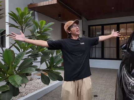 7 Potret Rumah Baru Rafael Tan Hasil dari Seblak Viral, Beli Rumah Second 3 Lantai