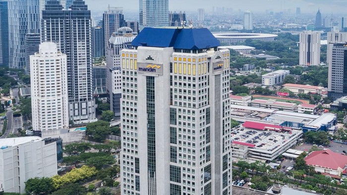 Ekspor jadi motor pertumbuhan ekonomi Indonesia. Kebijakan Devisa Wajib Himbara dorong perusahaan kelola devisa dan arus kas lebih efisien. Temukan solusinya!