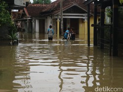 Pj Bupati Pati Sebut Banjir Makin Parah Usai Ada Kiriman dari Kudus