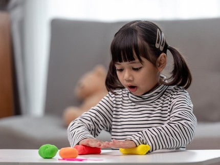 7 Kegiatan Dapat Menguatkan Sistem Sensori Anak Usia 1-3 Tahun
