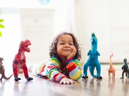 Ini Alasan Kenapa Anak Balita Suka Dinosaurus, Bunda Perlu Tahu