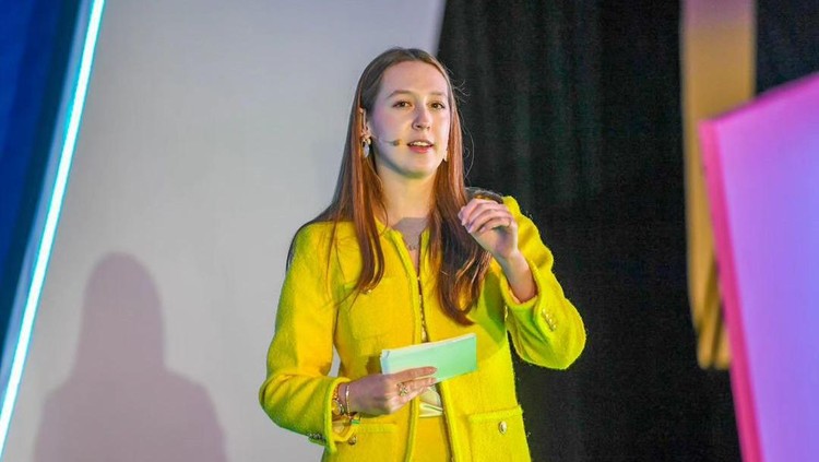 Alina Morse jadi CEO di usia 13 tahun Alina Morse jadi CEO di usia 13 tahun