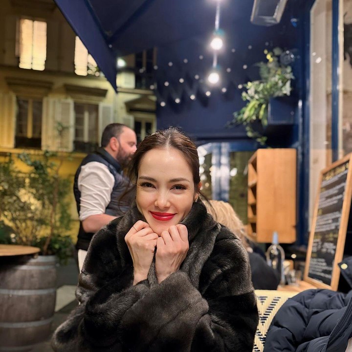 <p>Terlihat menikmati perjalanan, Cathy Sharon mengaku mengunjungi Prancis menjadi kenangan yang tak pernah membosankan baginya. (Foto: Instagram @cathysharon)</p>