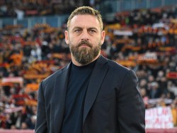 De Rossi Balas Francesco Totti: Semua Pelatih adalah Kambing Hitam