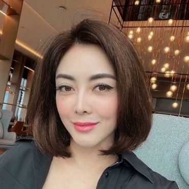 Dhena Devanka Akui Ada Trauma Usai Bercerai dari Jonathan Frizzi