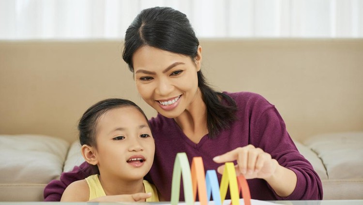 Ilustrasi Mengasuh Anak Down Syndrome