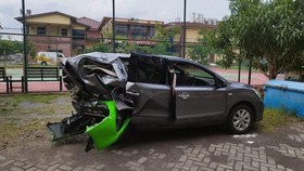 Pengendara Porsche Tabrak Livina Minta Kasus Diselesaikan Kekeluargaan