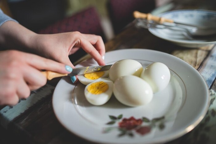Makan Telur Ayam Kampung Saat Sahur Bantu Puasa Lebih Kuat