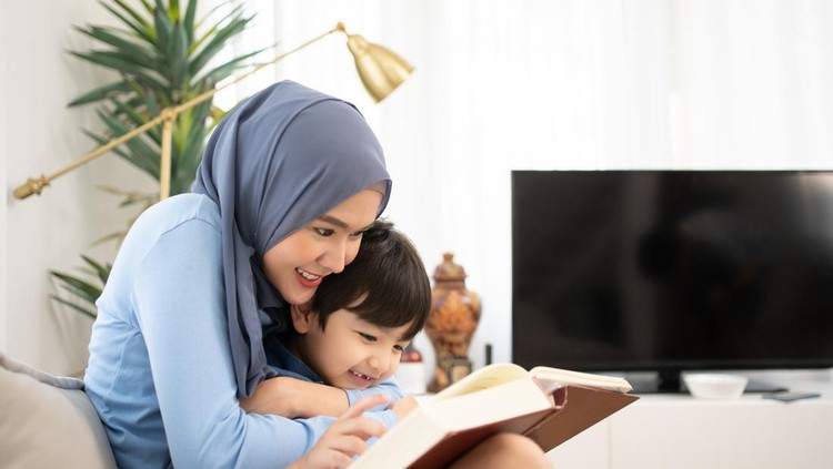 Mengajari anak puasa
