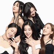 Kecantikannya Menyilaukan, Red Velvet Menjadi Model Brand Perhiasan 'Pandora'