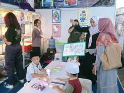 Ngabuburit Asik di Festival Ramadan Pegadaian Bisa Tanya Nabung Emas