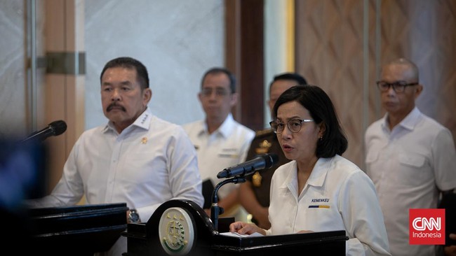 Menteri Keuangan Sri Mulyani memint Jaksa Agung mengusut kasus dugaan korupsi yang melibatkan empat perusahaan penerima dana LPEI.