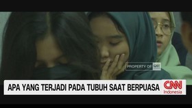 VIDEO: Layanan Penukaran Uang Diserbu Warga