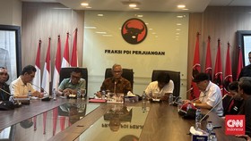 Massa Aksi Tolak Pemilu Curang Gelar Audiensi dengan Fraksi PDIP