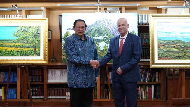 Dubes Bosnia-Hezegovina Armin Limo berbagi cerita menarik soal tradisi ramadan di negaranya hingga bahas soal kekagumannya dengan mantan Presiden SBY.