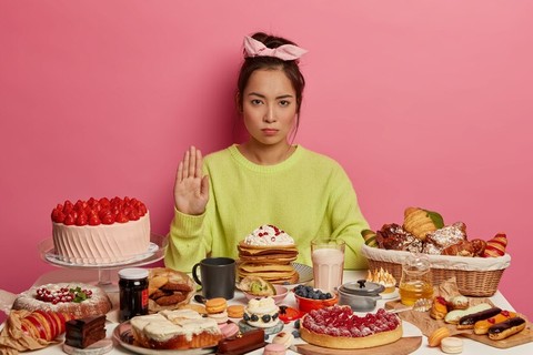 Tips Pola Makan Sehat untuk Kehidupan Lebih Berkualitas Setiap Hari 2 Hindari makanan berlebih