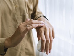 Macam-Macam Sunscreen dan Cara Memilih Sesuai Jenis Kulit