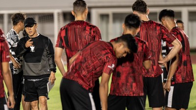 STY Jelaskan soal Protes Jersey Latihan Timnas Indonesia