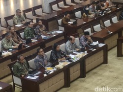 Sri Mulyani Jelaskan Program Makan Siang Gratis Tidak Masuk APBN 2024
