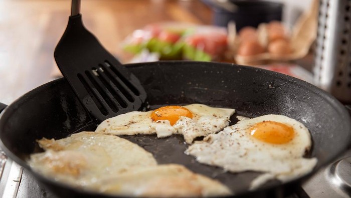 Tidak Sampai 15 Menit, 4 Olahan Telur Ini Cocok untuk Sahur yang Praktis!