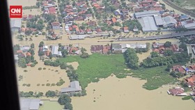 VIDEO: Penampakan Banjir Parah Demak dan Kudus dari Udara