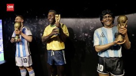 VIDEO: CONMEBOL Buka Museum di Paraguay, Ada Patung Maradona dan Messi