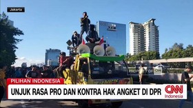 VIDEO: Unjuk Rasa Pro dan Kontra Hak Angket di DPR