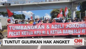VIDEO: Unjuk Rasa Tuntut Hak Angket untuk Memakzulkan Presiden