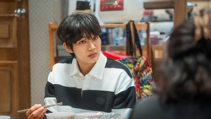 Fakta Menarik Yoon Sang Hyeon, Pemeran Nam Ba Da Adik Park Shin Hye di Drakor Doctor Slump
