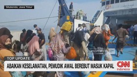 VIDEO: Korban Banjir Demak Mengungsi Di Depan Toilet SPBU