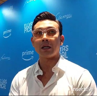 Datang ke Resto Ustaz Khalid Basalamah, Baju Koko Denny Sumargo Dipertanyakan