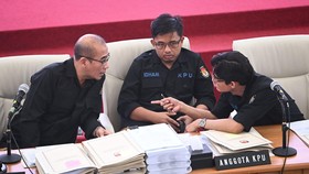 KPU Buka Suara Usai Bikin Hakim MK Murka karena Absen di Sidang Pileg