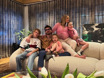 Suami Hilary Duff Jalani Vasektomi saat Nantikan Kelahiran Anak Keempat, Ini Alasannya