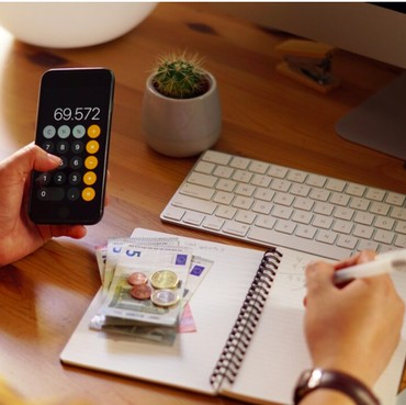 Tips Atur Strategi Kelola Keuangan di 2026, dari Budgeting hingga Proteksi