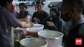 INDEF Sorot 'War' Takjil di Tengah Lonjakan Harga Pangan