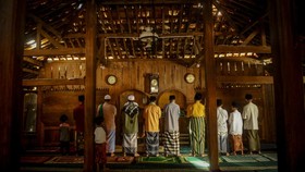 FOTO: Deretan Masjid Tua yang Masih Berdiri Kokoh di Penjuru Nusantara
