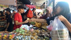 Viral Wanita Non-Muslim Nyamar Pakai Hijab demi Beli Takjil