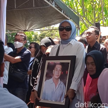 Penyesalan Terbesar Eks Istri dan Anak Donny Kesuma sebelum Wafat