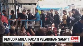 VIDEO: Pemudik Mulai Padati Pelabuhan Sampit