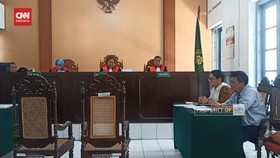 VIDEO: Almas Gugat Gibran Ucapkan Terima Kasih Secara Terbuka
