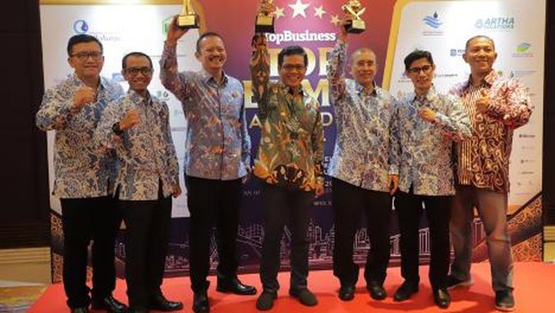 Di bawah kepemimpinan Bupati Dadang Supriatna, Pemerintah Kabupaten (Pemkab) Bandung kembali menorehkan prestasi gemilang di tingkat nasional.