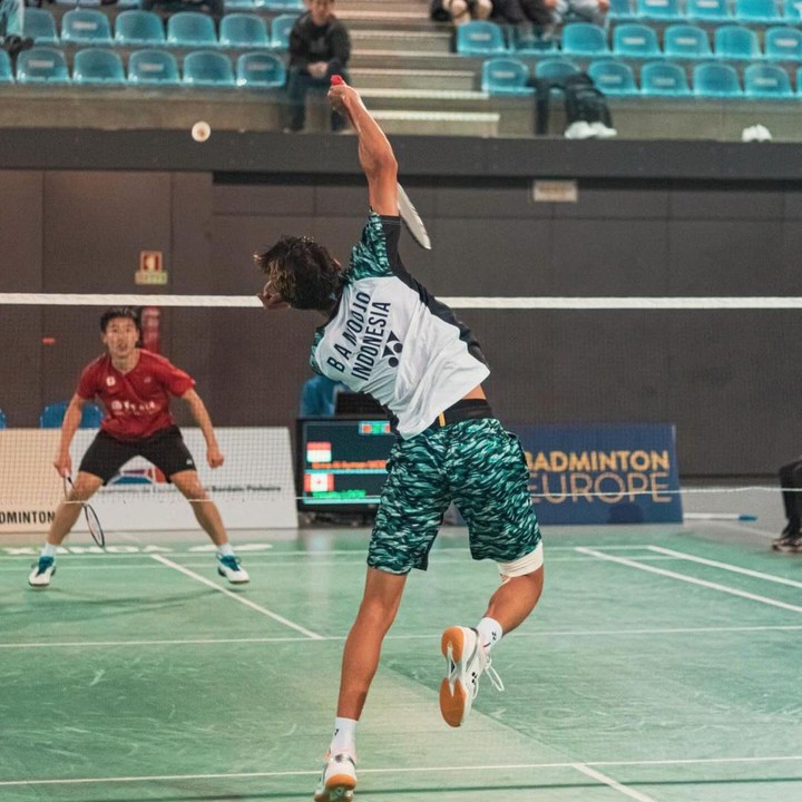 <p>Ayman sendiri sering mengikuti berbagai pertandingan, Bunda. Tidak hanya di dalam negeri, namanya juga dikenal di dunia internasional, lho. (Foto: Instagram: @aymanmodjo)</p>