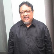 8 Artis Indonesia yang Meninggal karena PenyakitLambung