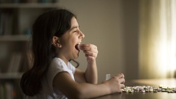 MENURUNKAN RISIKO OSTEOPOROSIS