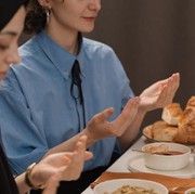 Ini 4 Jenis Makanan yang Harus Dihindari Saat Buka Puasa